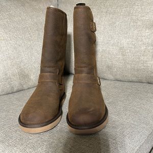 COPY - UGG W SUTTER W/ TOAS